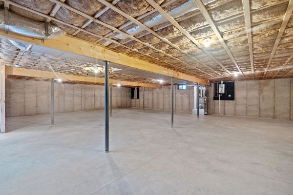 Cost of Basement Floor Installation in Sacramento